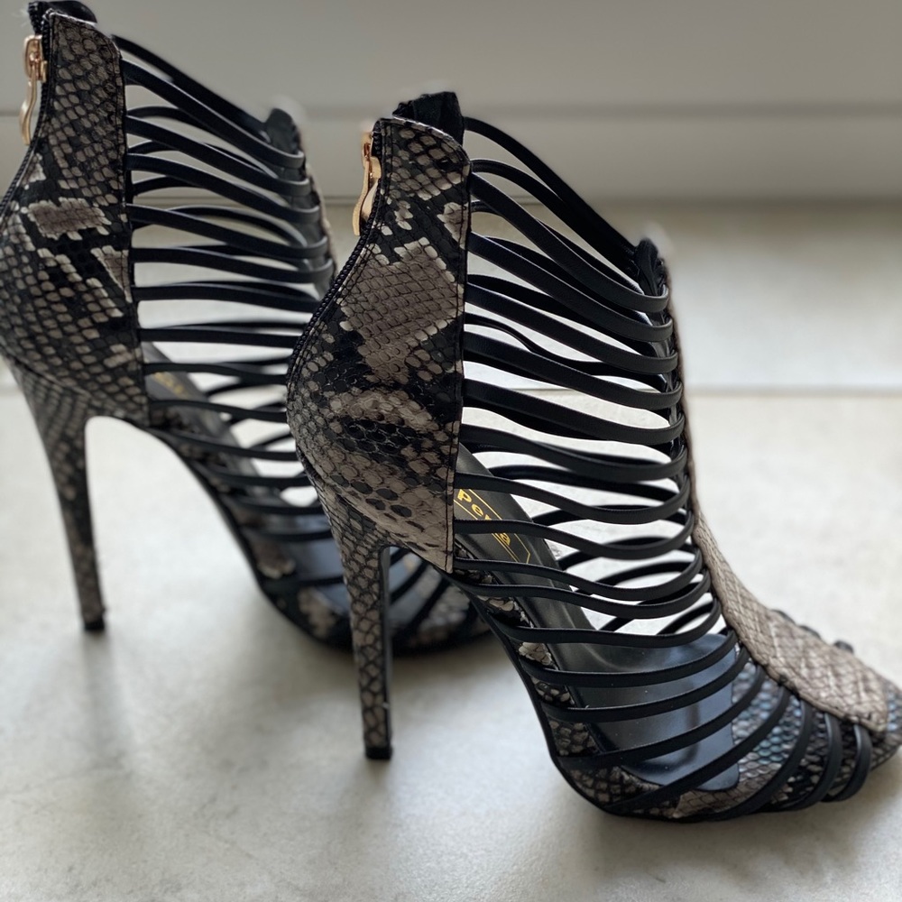 Women heels - Picture 6 of 8